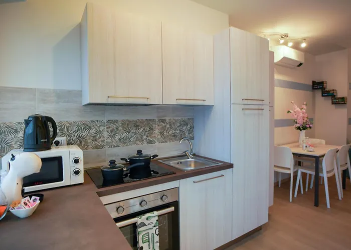 Appartement Glicine - Radice Comfort - Leonardo, Mxp & Laghi